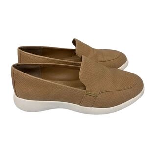 Giani Bernini Women's Tan Slip-On Loafers Memory Foam Size 7.5 M Comfort Shoe